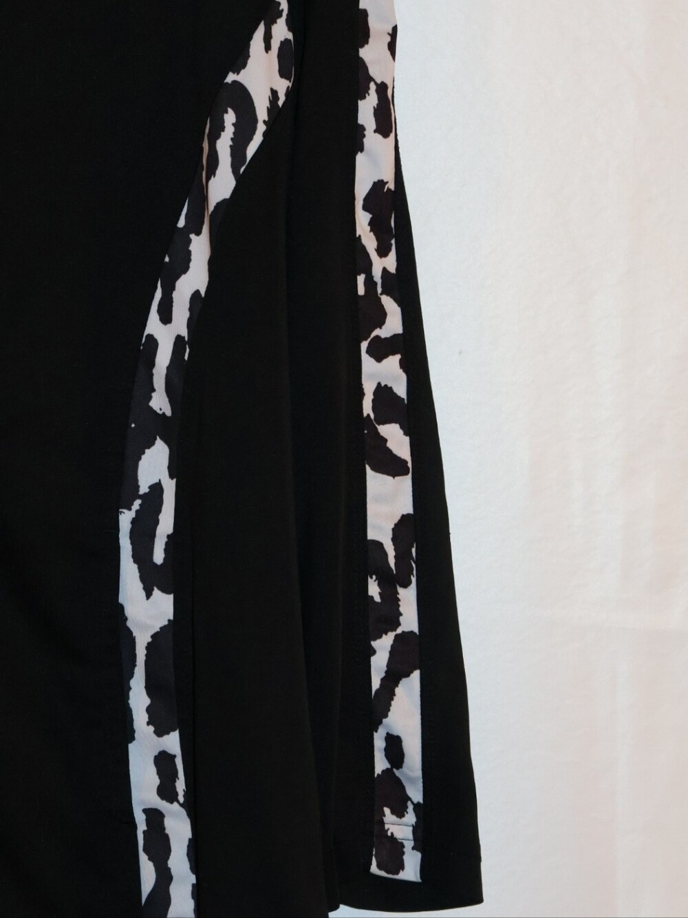 Activology Animal Print Trimmed Active Wear Jacket. - Picture 6 of 8